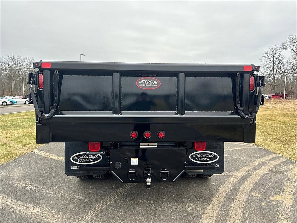 New 2023 RAM 3500 Tradesman w/ Chrome Appearance Group image 5