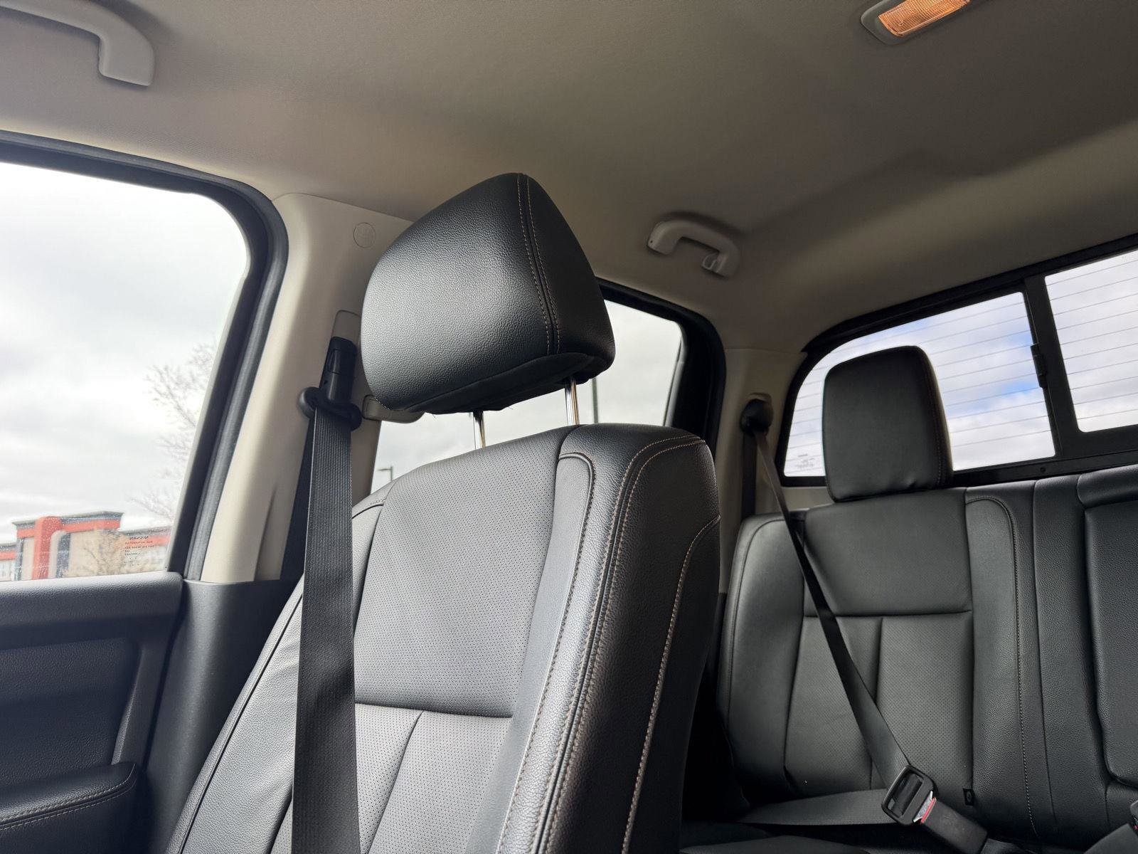 Used 2017 Nissan Titan SL image 10