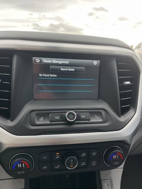 Used 2018 GMC Acadia SLE image 46
