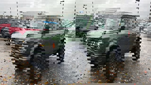 New 2025 Ford Bronco 4-Door w/ Sasquatch Package image 2