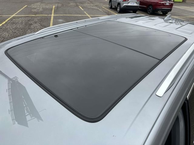 Certified 2025 Cadillac XT6 Premium Luxury w/ Platinum Package AWD/4WD image 45