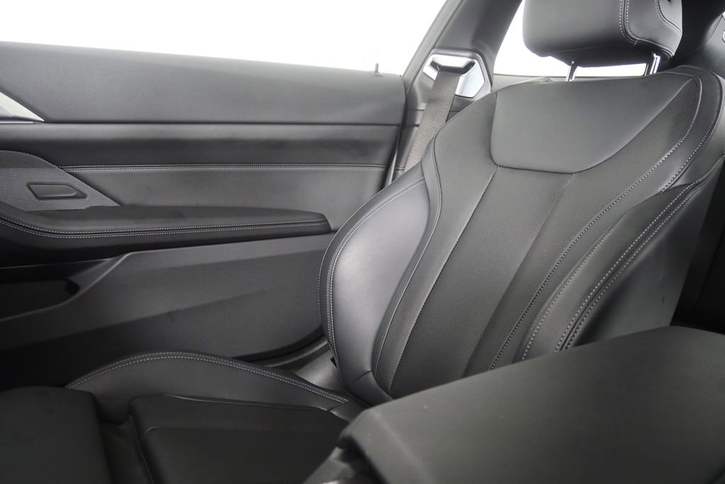 Certified 2026 BMW M440i Coupe image 21