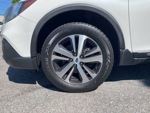 Used 2019 Subaru Outback 2.5i Limited AWD/4WD image 25