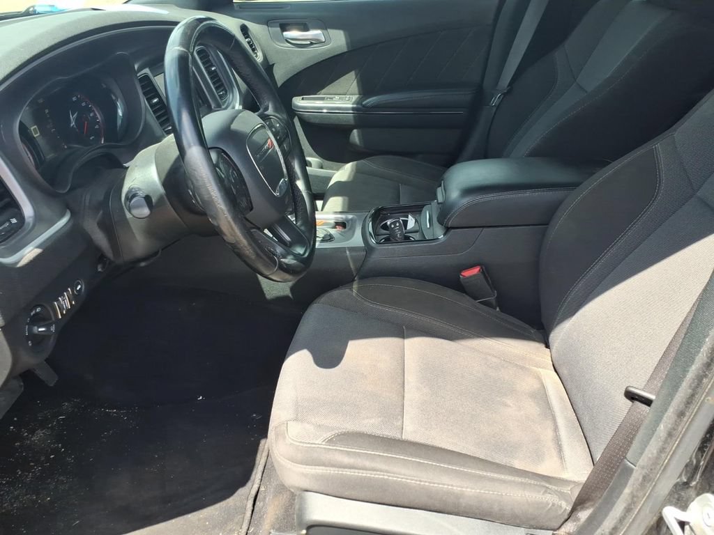 Used 2021 Dodge Charger SXT w/ Blacktop Package RWD image 8