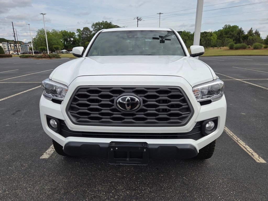 Used 2022 Toyota Tacoma TRD Off-Road AWD/4WD image 2