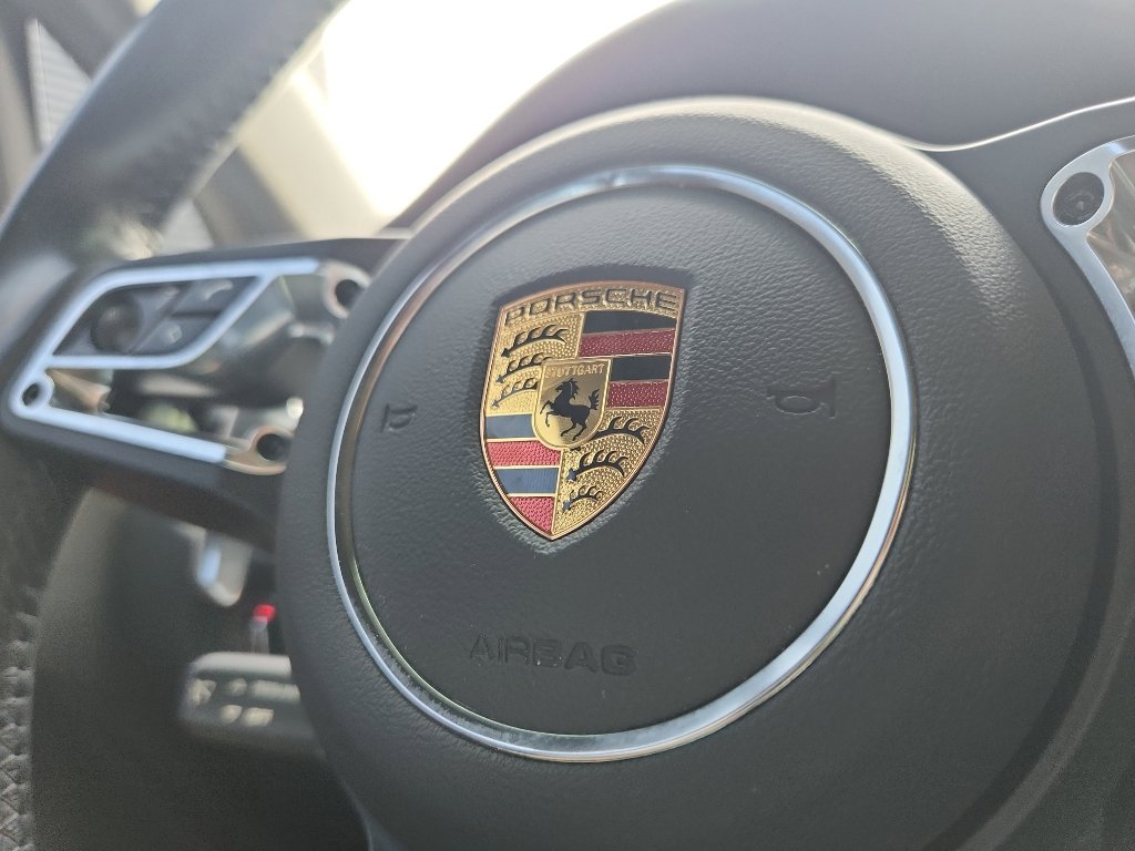 Certified 2021 Porsche Macan S image 24