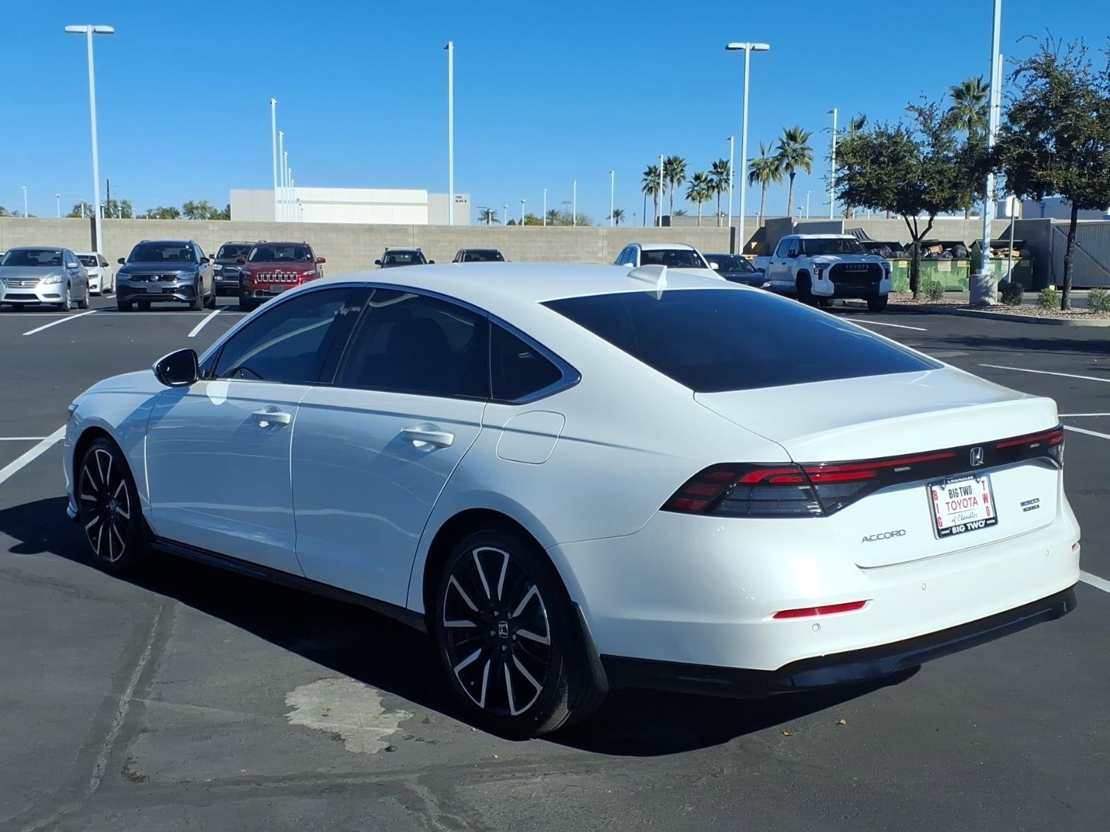 Used 2024 Honda Accord Touring image 10