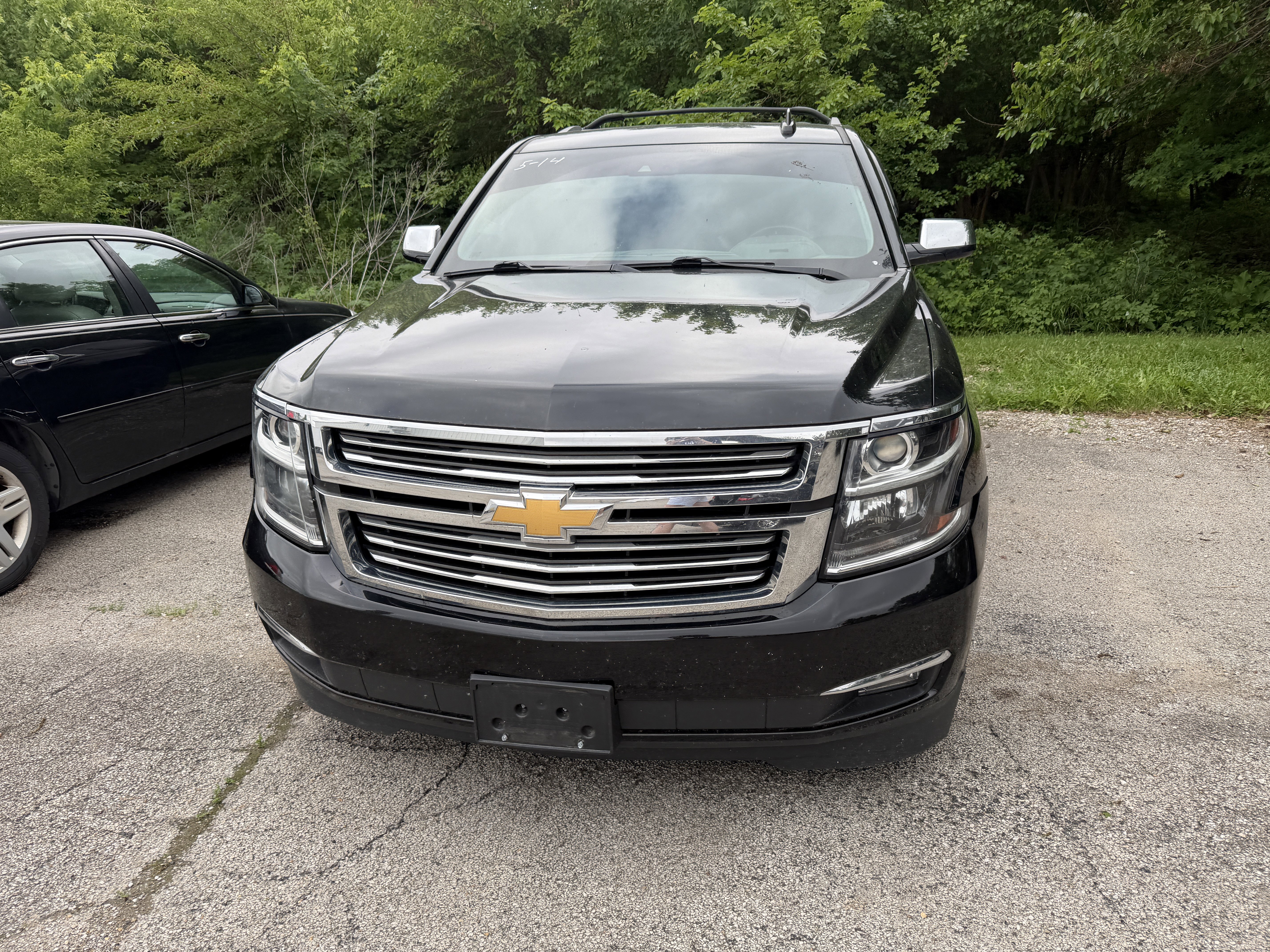 Used 2020 Chevrolet Tahoe Premier AWD/4WD image 3