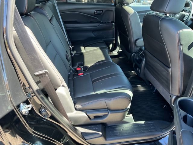 Certified 2023 Honda Passport TrailSport image 15