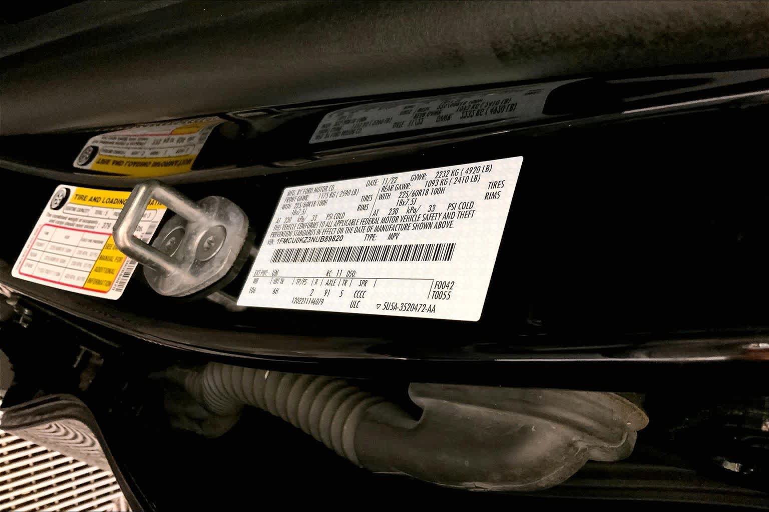 Used 2022 Ford Escape SEL w/ Technology Package FWD image 34