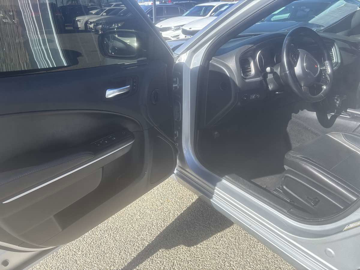 Used 2021 Dodge Charger SXT w/ Leather Interior Group image 6