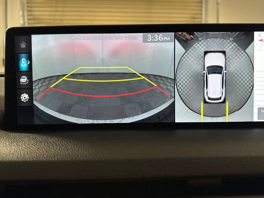 Certified 2024 Genesis GV70 2.5T w/ Advanced Package image 20