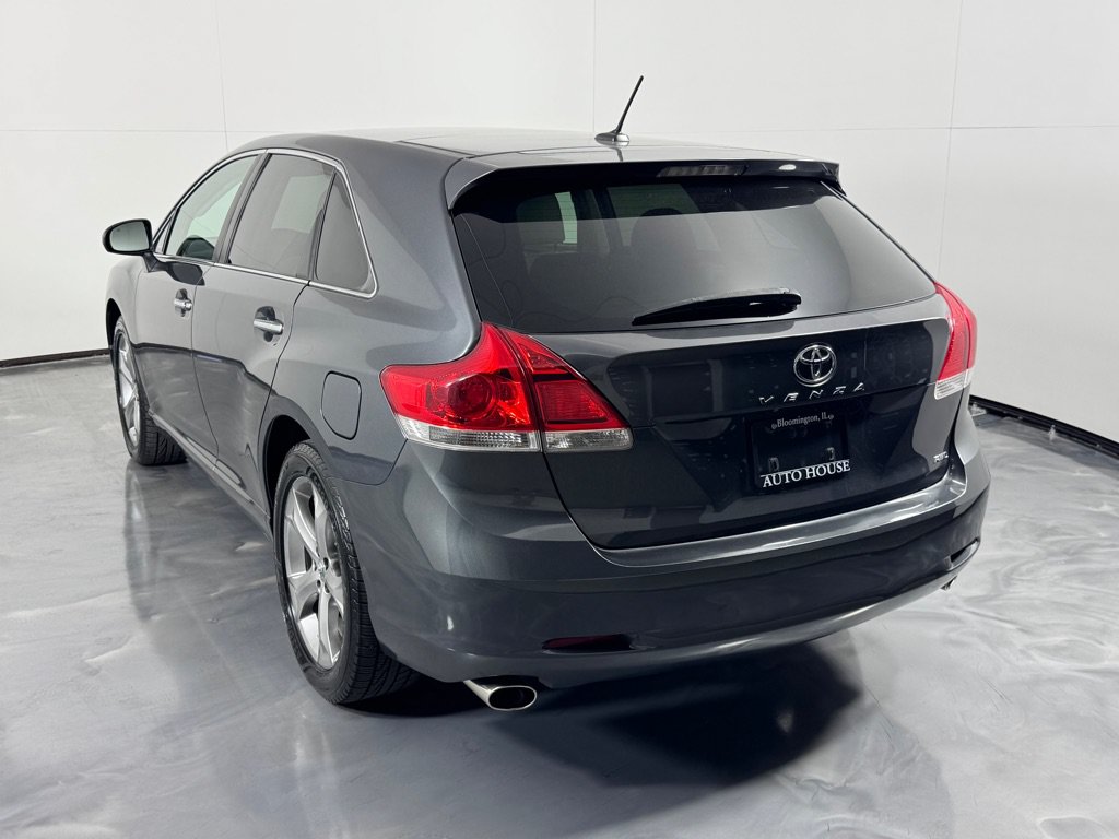 Used 2010 Toyota Venza AWD image 7