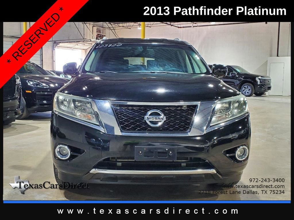 Used 2013 Nissan Pathfinder Platinum image 2