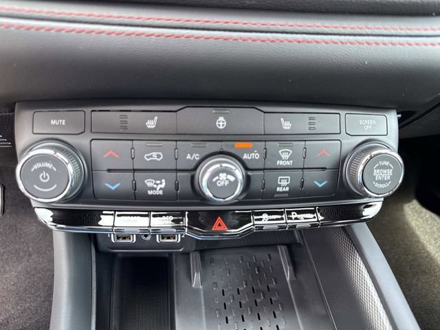 New 2026 Dodge Durango GT w/ Trailer Tow Group IV AWD/4WD image 27