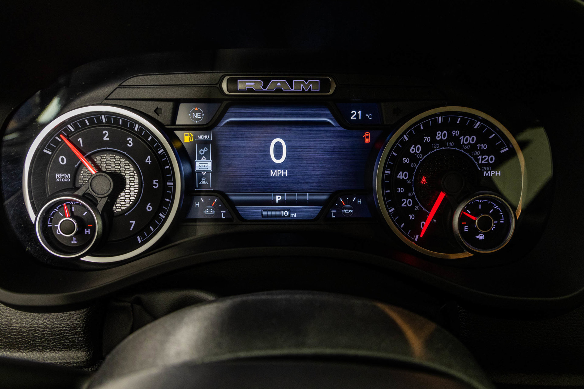 New 2026 RAM 1500 Express AWD/4WD image 33
