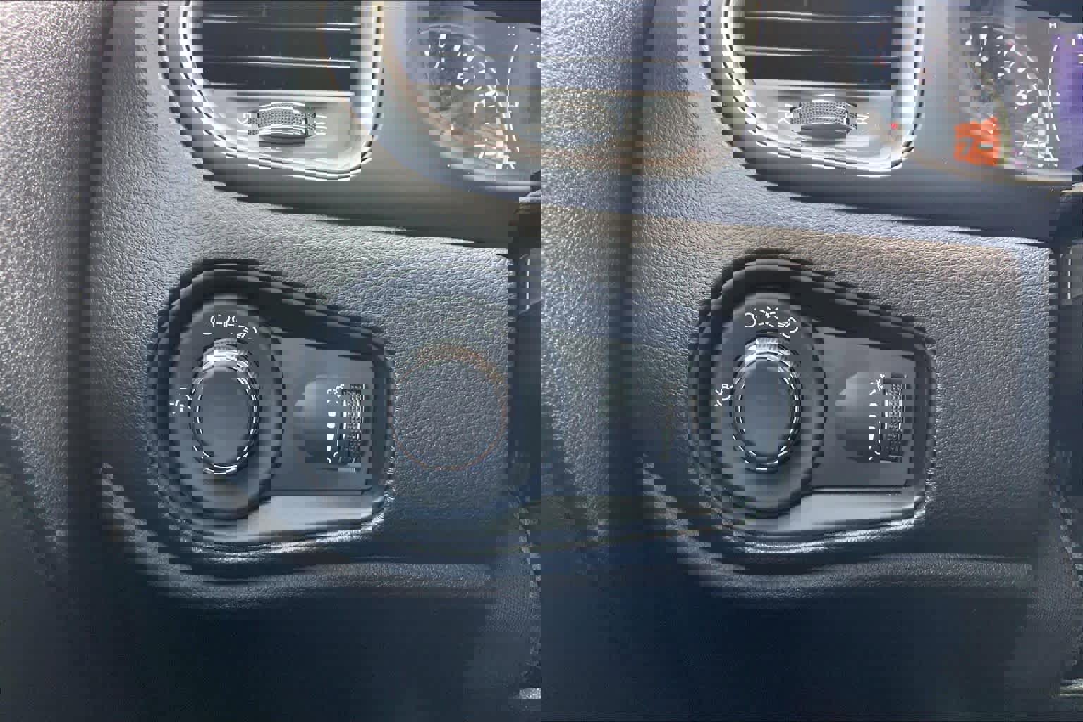 Used 2023 Jeep Renegade Latitude image 31