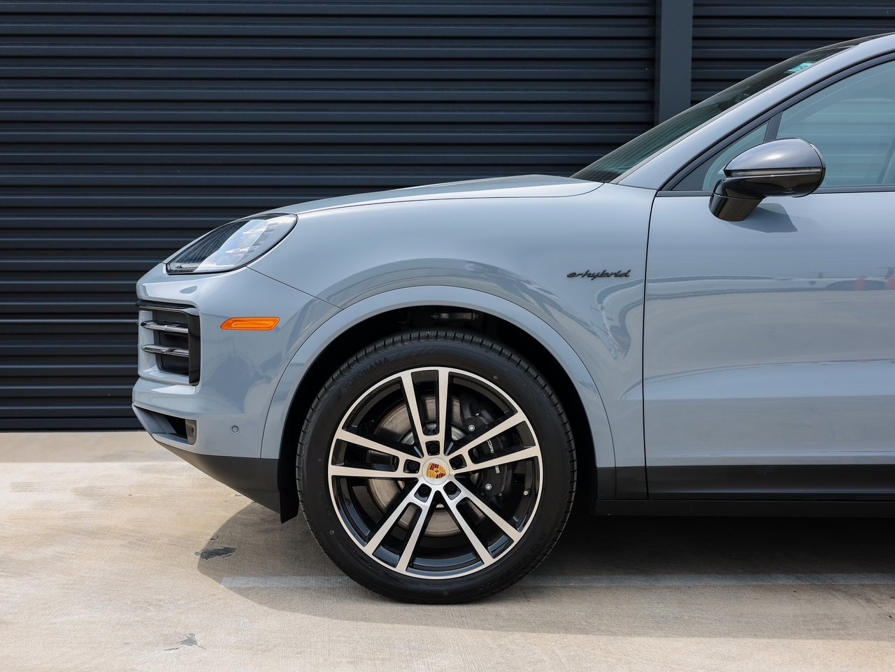 New 2025 Porsche Cayenne E-Hybrid Coupe image 11