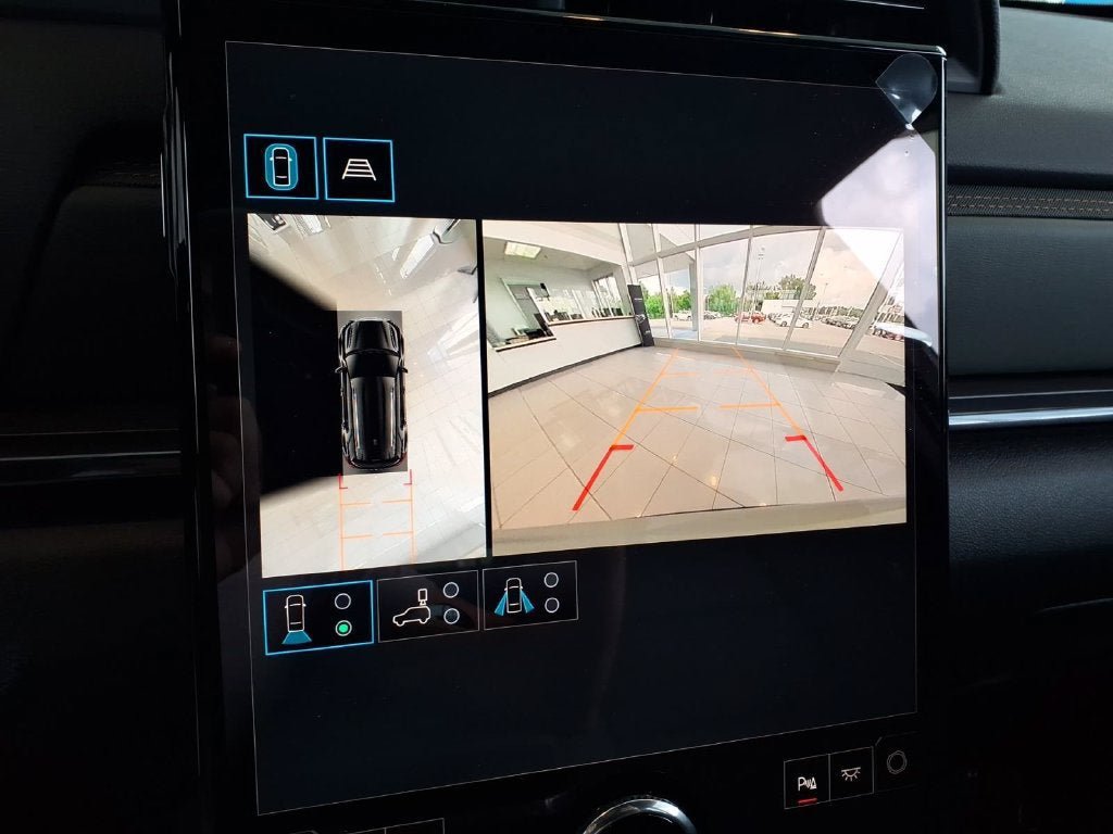 New 2026 GMC Terrain AT4 w/ Convenience Package III AWD/4WD image 11