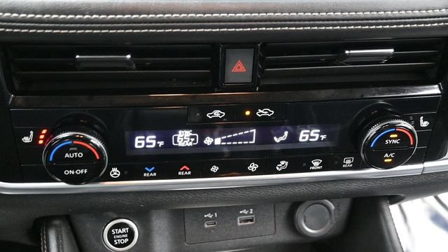 Used 2021 Nissan Rogue Platinum AWD/4WD image 20