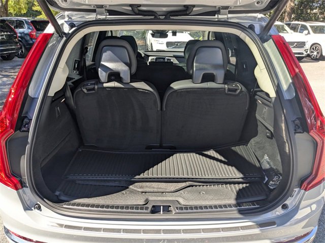New 2025 Volvo XC90 B6 Plus w/ Protection Package Premier image 12