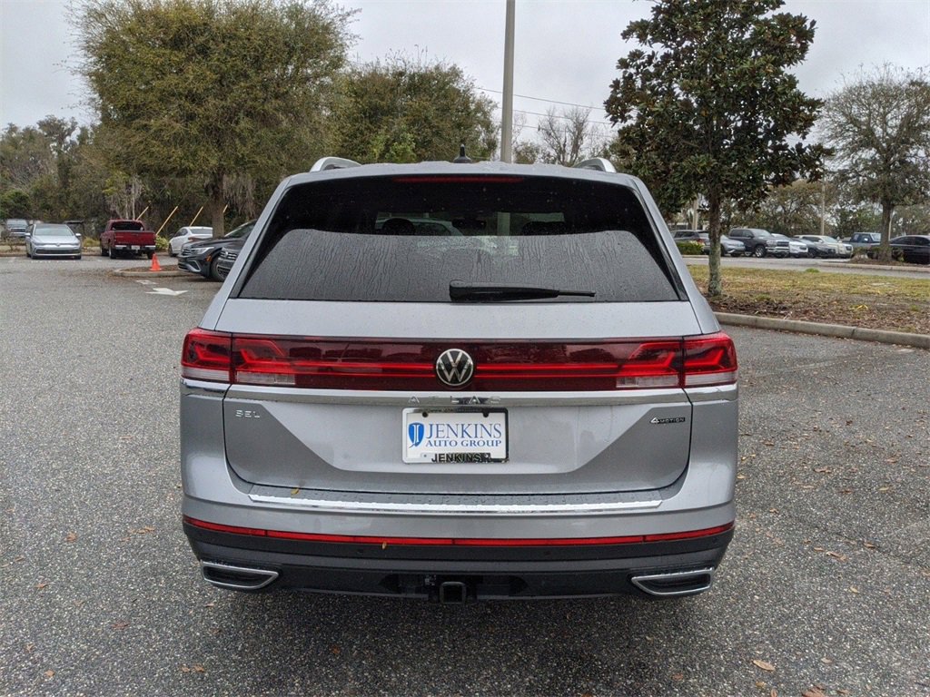 New 2025 Volkswagen Atlas SEL image 6