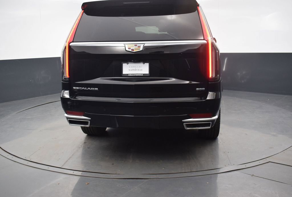 Used 2023 Cadillac Escalade ESV Premium Luxury image 5