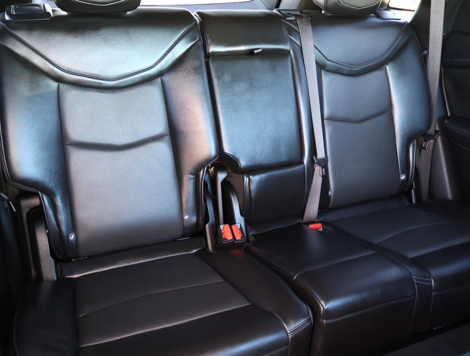 Certified 2025 Cadillac XT5 Premium Luxury image 24