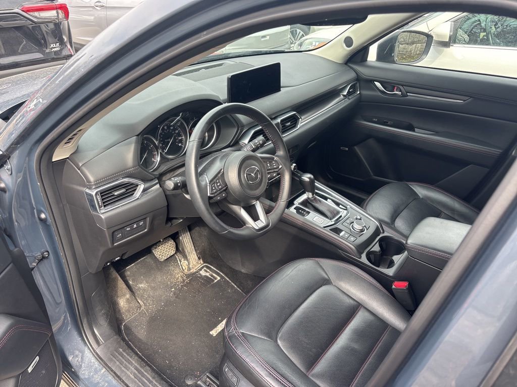 Used 2025 MAZDA CX-5 Carbon Edition image 7