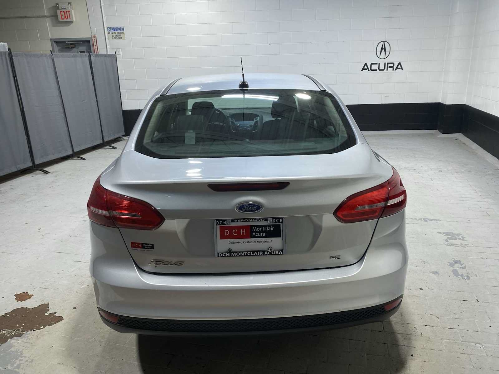 Used 2018 Ford Focus SE FWD image 5