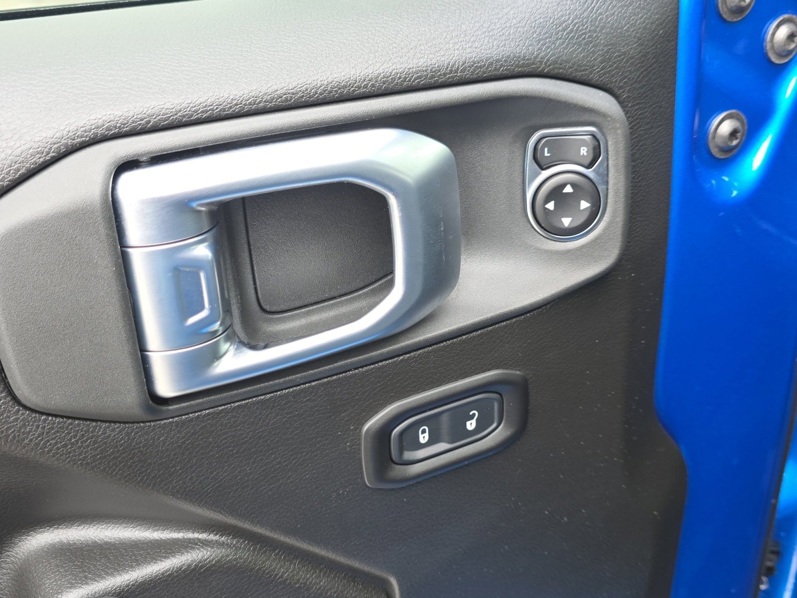 New 2026 Jeep Wrangler Sport S image 17