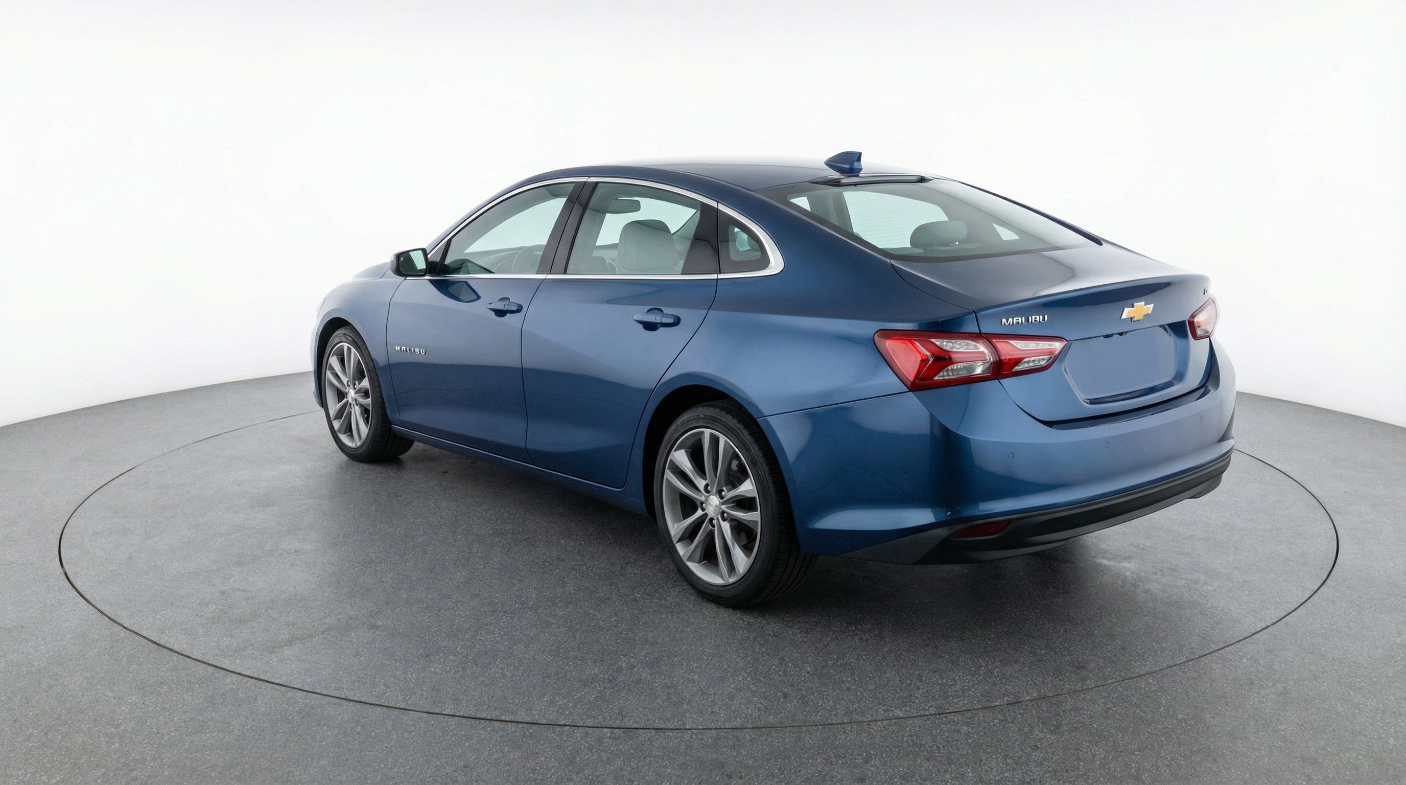 Used 2024 Chevrolet Malibu LT FWD image 6