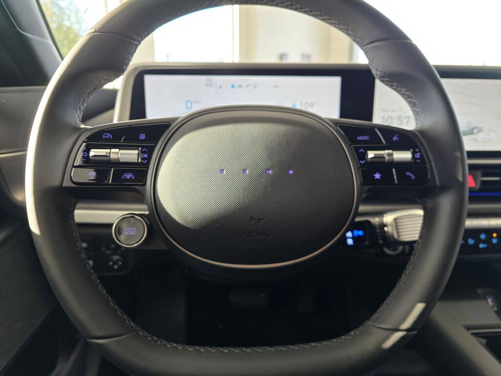 New 2024 Hyundai Ioniq 6 SEL AWD/4WD image 17