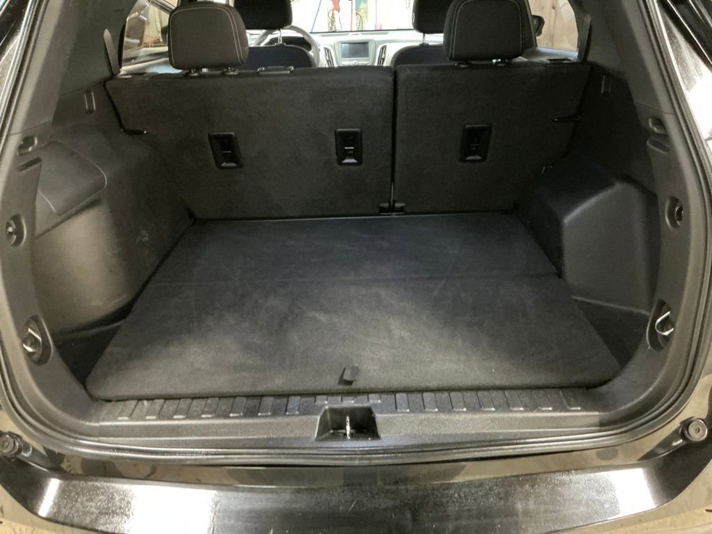 Used 2021 Chevrolet Equinox LS image 27