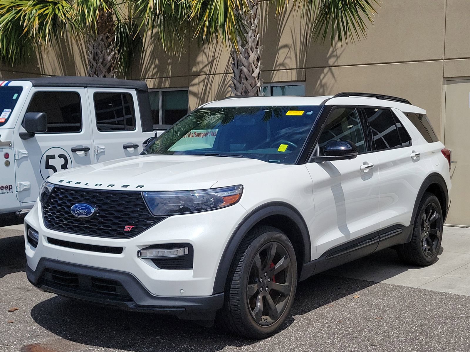 Used 2022 Ford Explorer ST w/ Equipment Group 401A AWD/4WD image 2