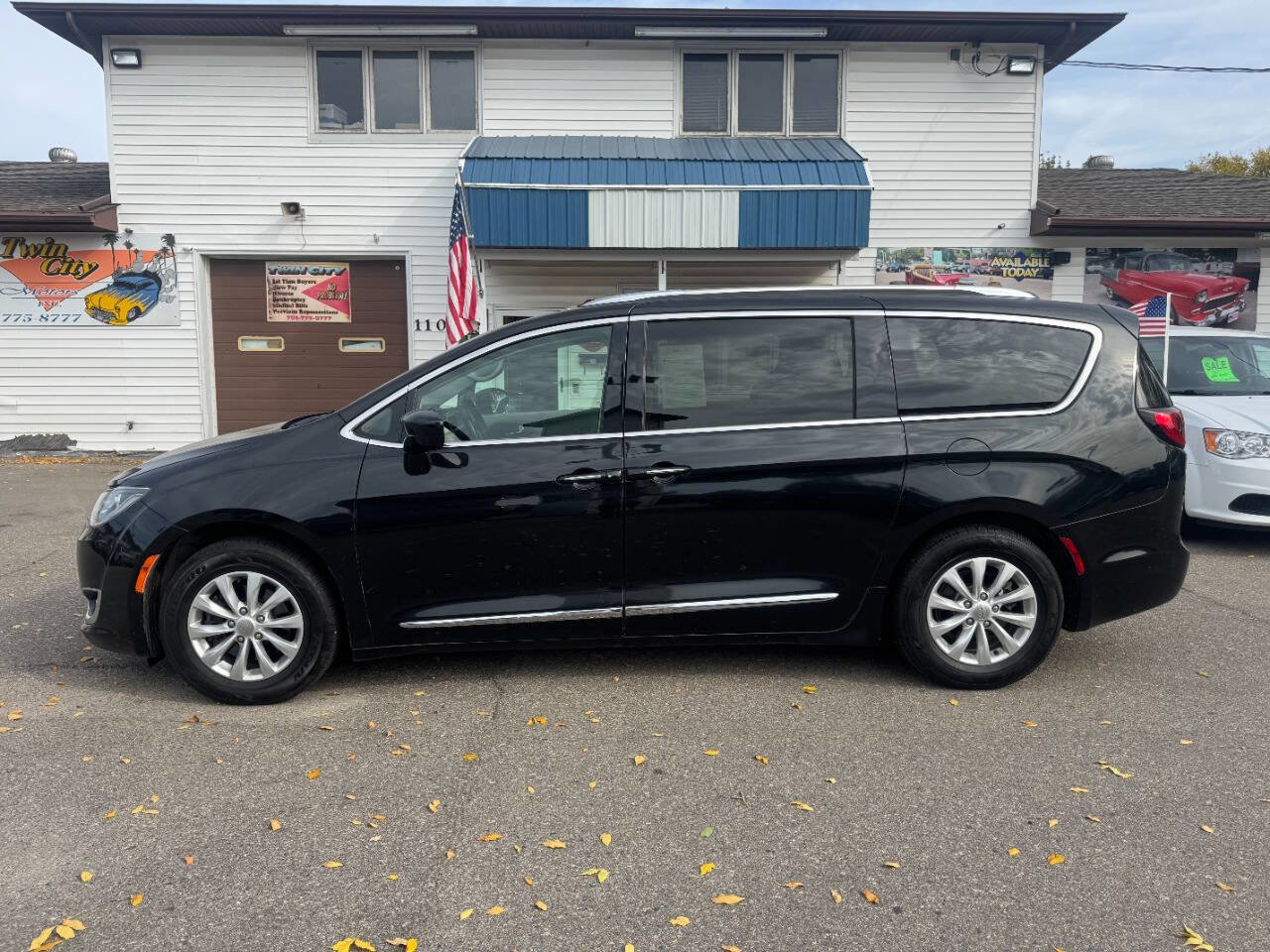 Used 2019 Chrysler Pacifica Touring-L