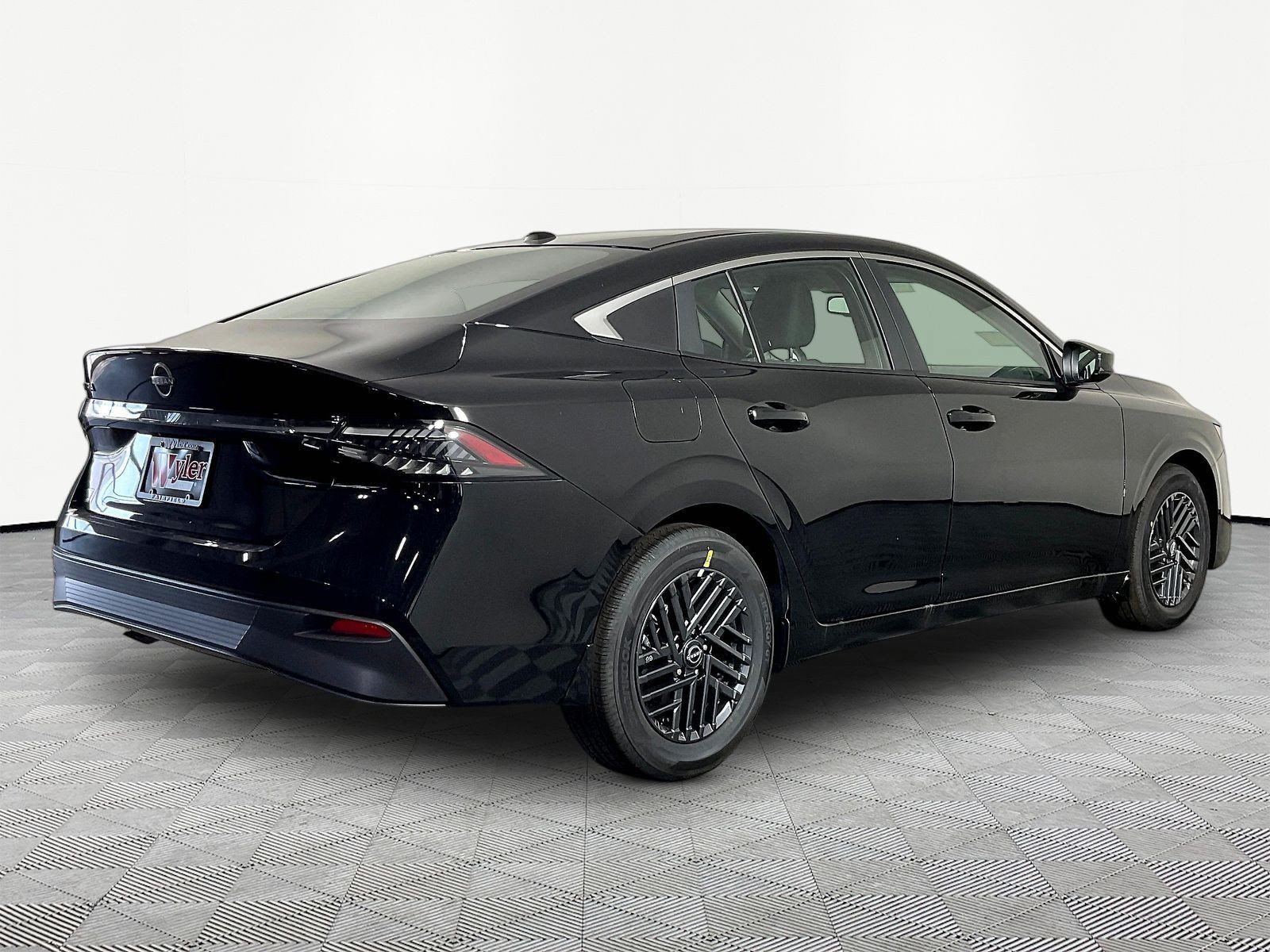 New 2026 Nissan Sentra SV w/ SV Convenience Package FWD image 7