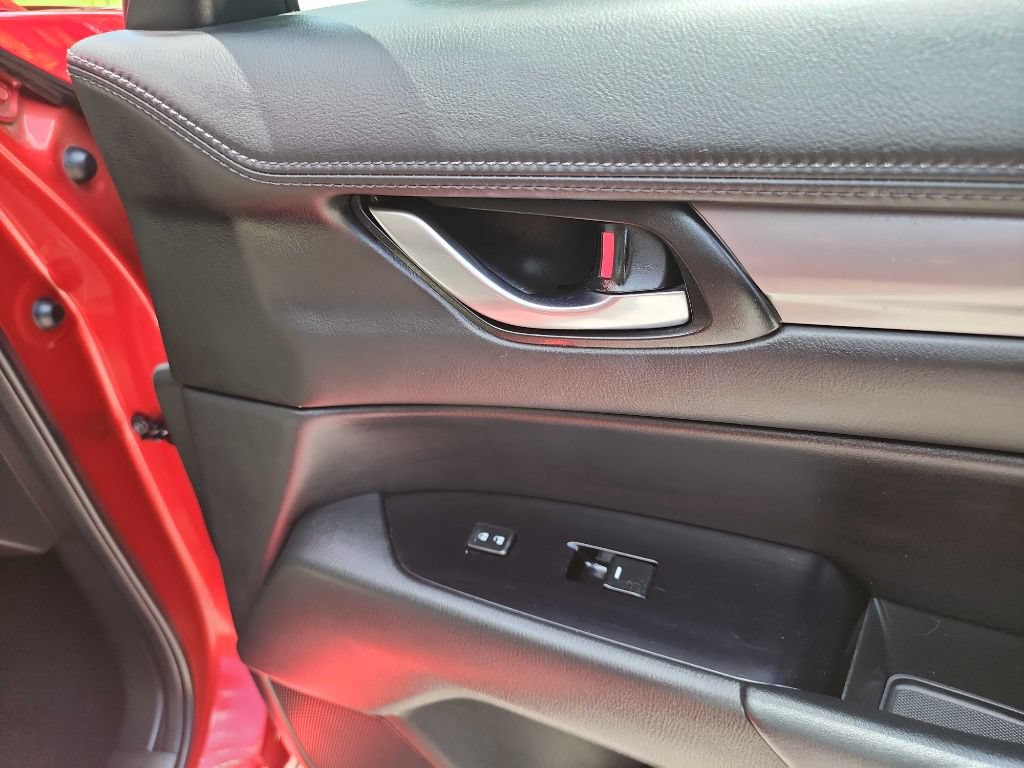 Used 2019 MAZDA CX-5 Touring FWD image 28