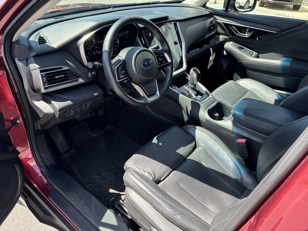 Used 2022 Subaru Outback Limited image 11
