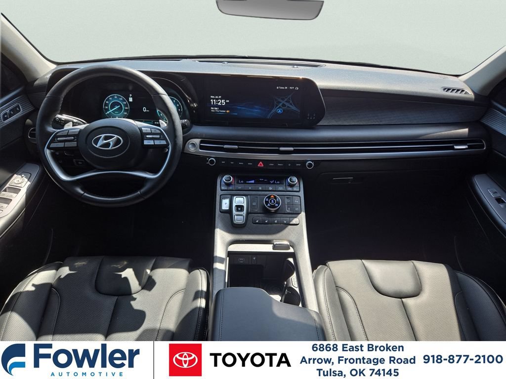 Used 2025 Hyundai Palisade Limited AWD/4WD image 9