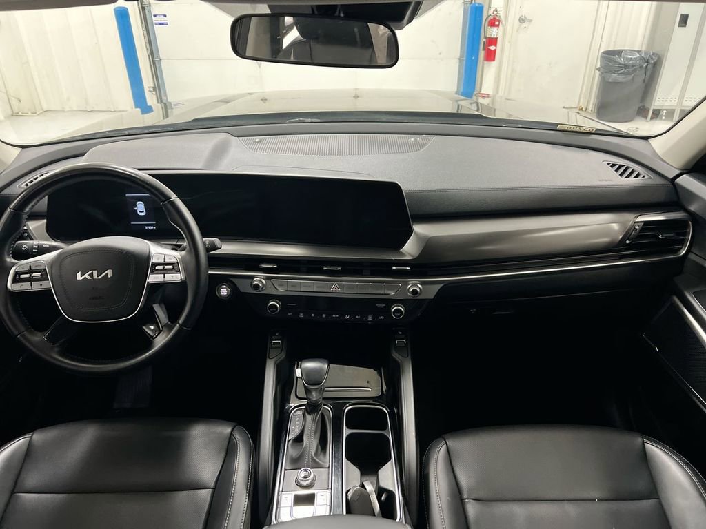 Used 2024 Kia Telluride S image 10