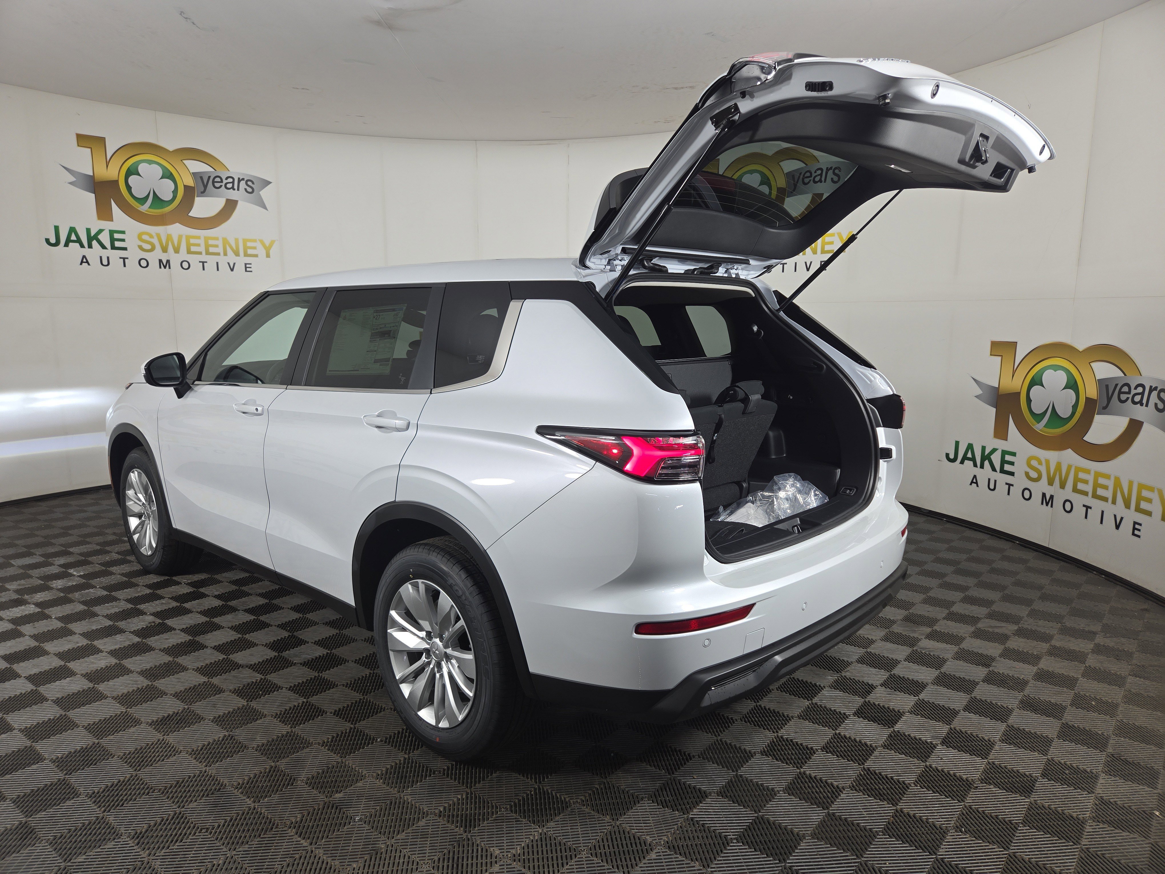 New 2026 Mitsubishi Outlander ES AWD/4WD image 31