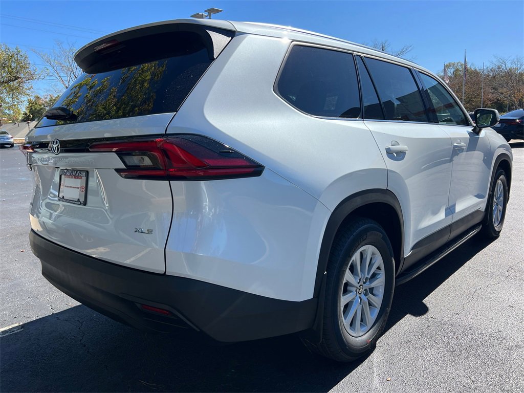 New 2026 Toyota Grand Highlander XLE image 3