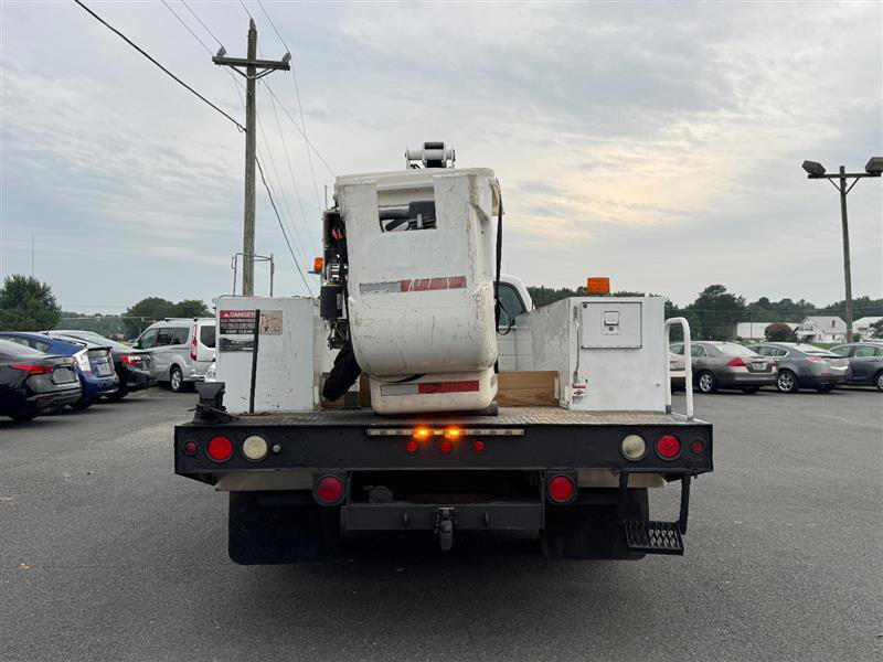 Used 2004 Ford F550 4x4 Regular Cab Super Duty image 7