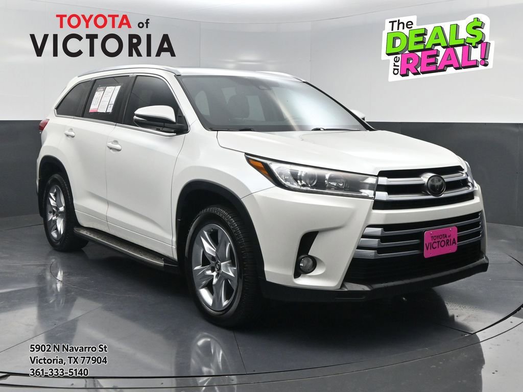 Used 2017 Toyota Highlander Limited