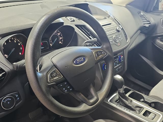 Used 2017 Ford Escape SE FWD image 17