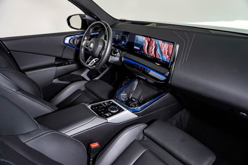 Used 2025 BMW X3 xDrive30i w/ Premium Package image 14