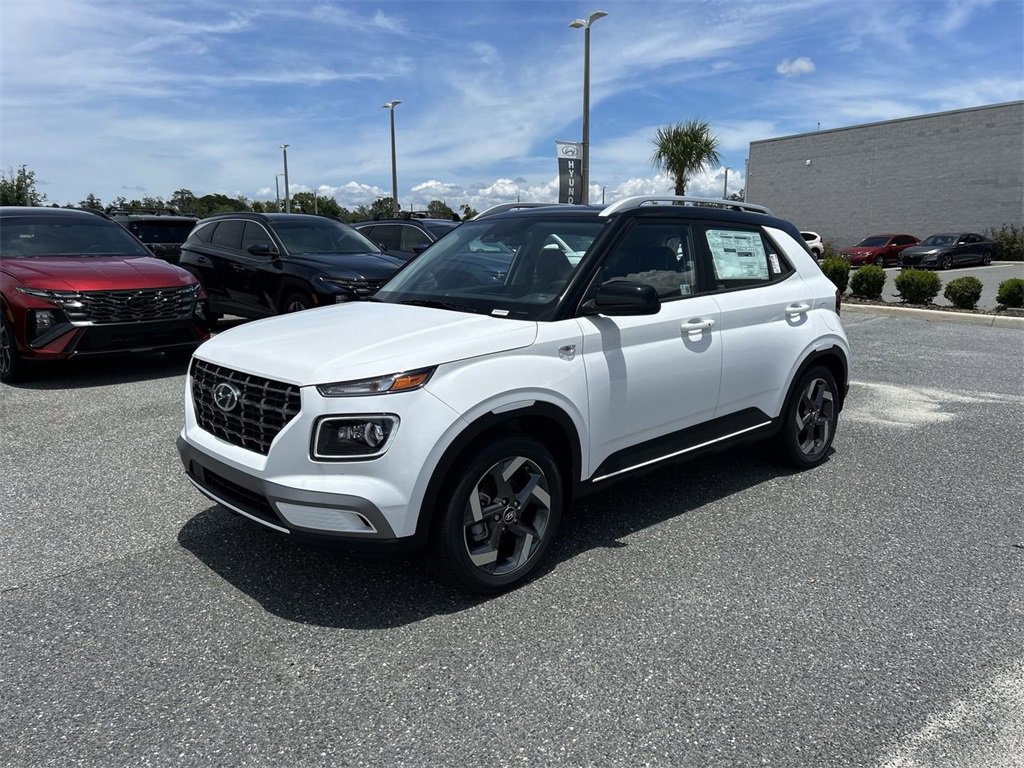 New 2025 Hyundai Venue Limited image 15