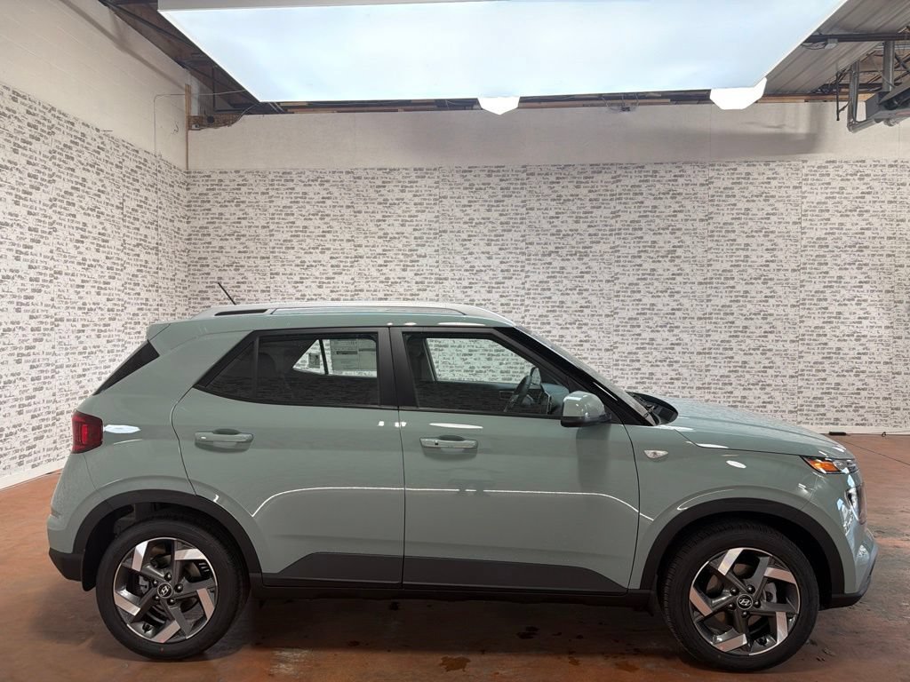 New 2026 Hyundai Venue SEL FWD image 8