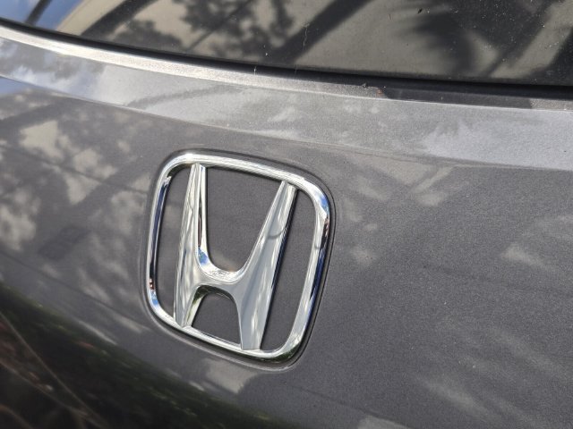 Used 2024 Honda HR-V EX-L image 9